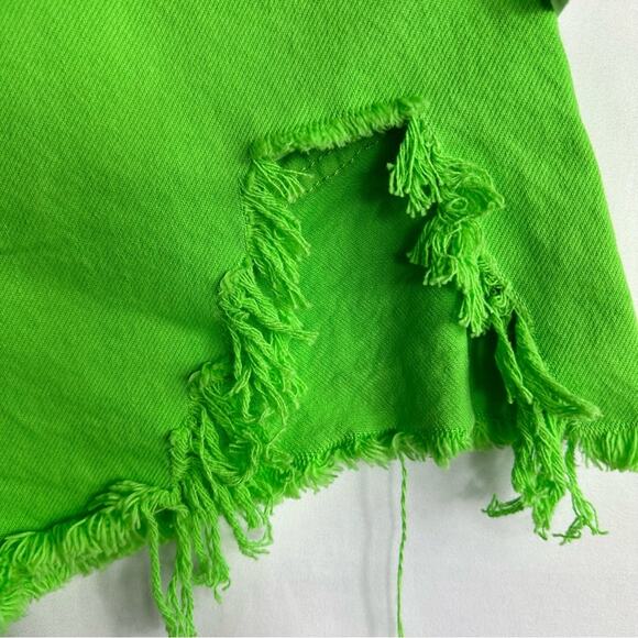 UO BDG Chewed A-Line Denim Shorts Bright Green NWT in Size 25 - Picture 7 of 7